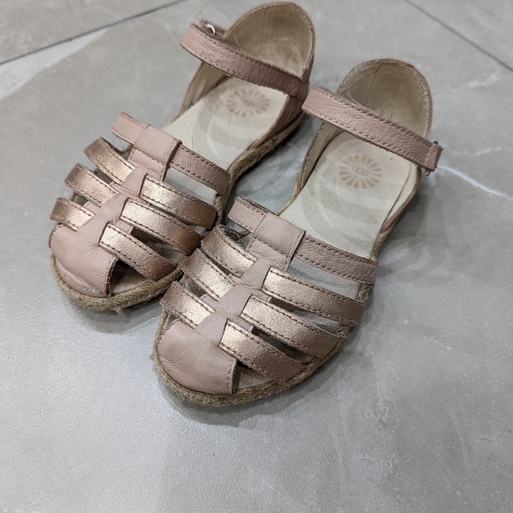 2/$35 UGG Matilde Pink Leather Girls Sandals • Size 11